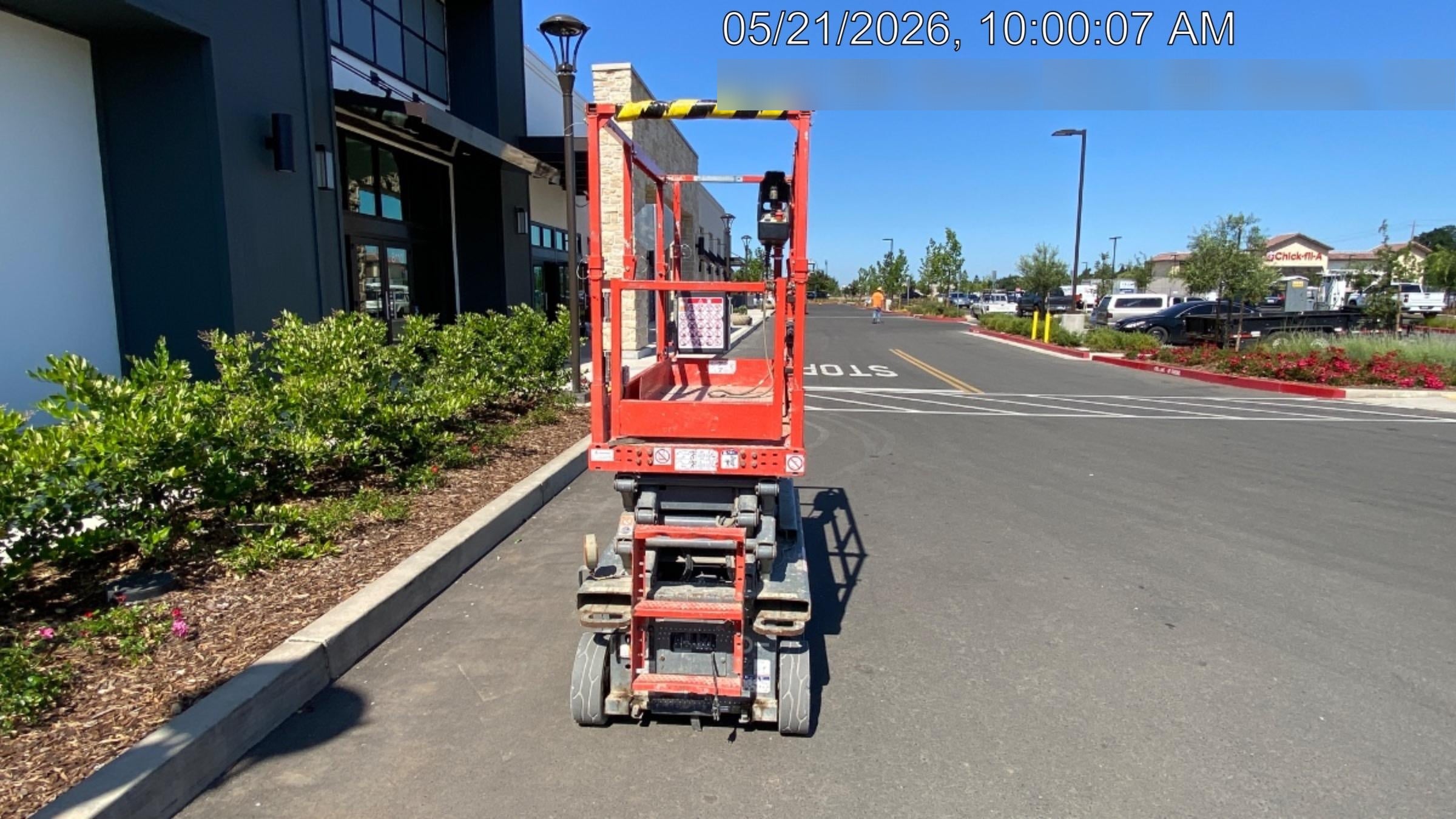 2020 Skyjack SJIII-3219 Solid NM Tires, Half height spring hinged entry gate, Dual Beacons, 800W Inverter