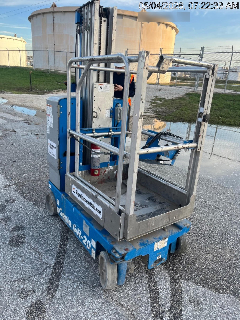 2019 GENIE GR-20