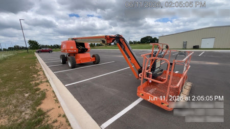 2022 JLG 660SJ