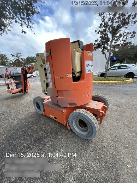 2019 JLG E300AJP