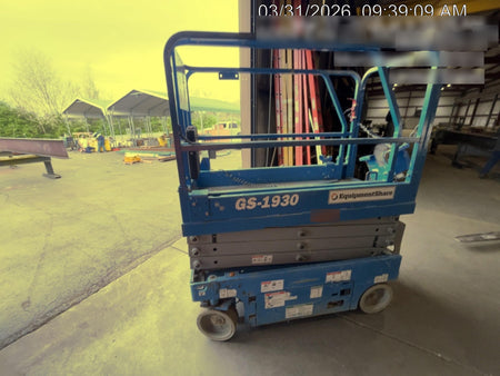 2020 Genie GS-1930 Fixed rails with chain entry gate - Pre A92.20