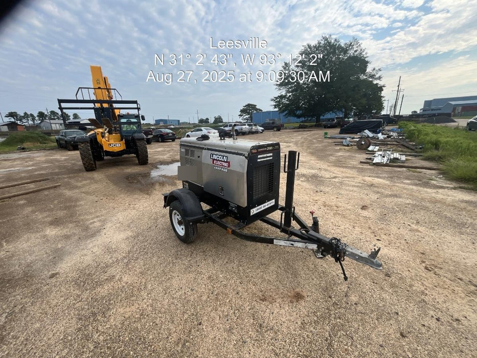 2019 Lincoln Electric Vantage 322 Welder Ready-Pak 3, Two wheel trailer, Fender and Light kit, Cable Rack