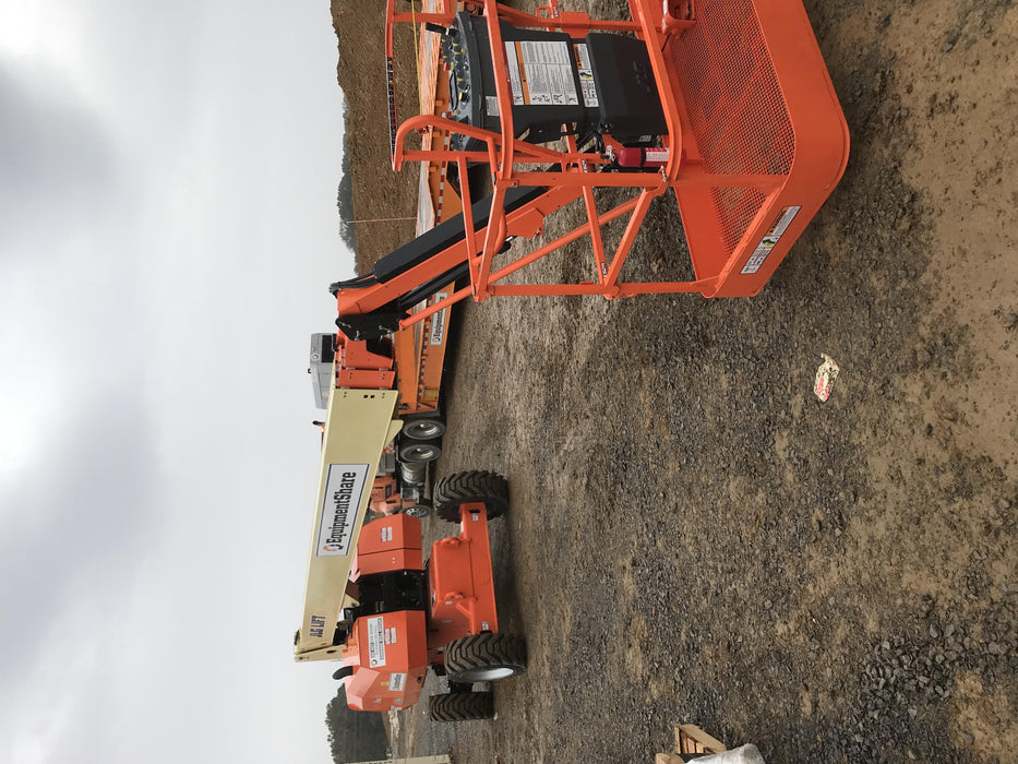 2019 JLG 860SJ