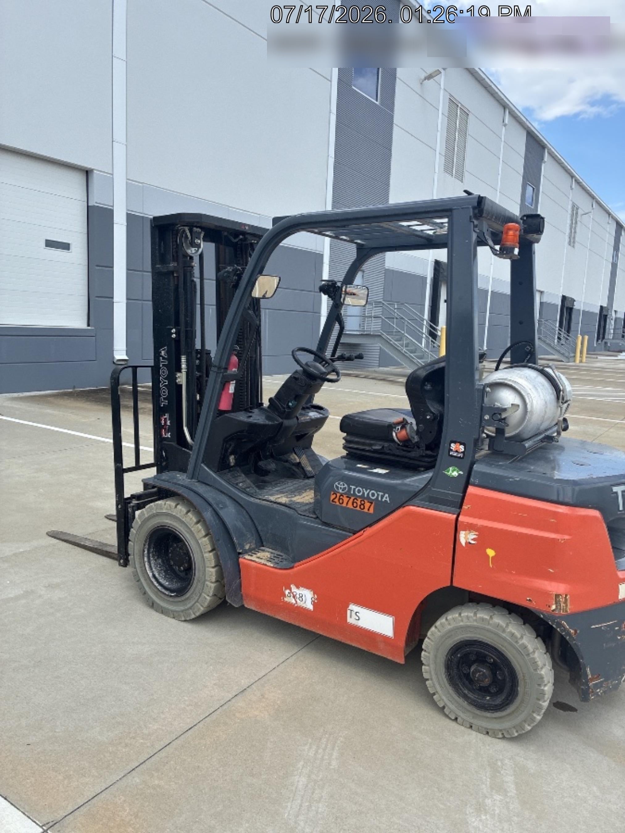 2022 TOYOTA 50-8FGU25