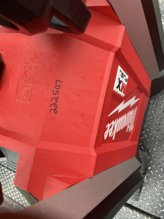 2022 MILWAUKEE MXF041-1XC