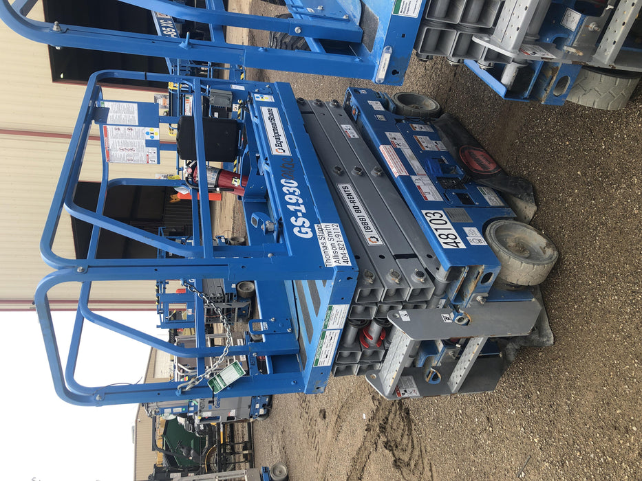 2019 Genie GS-1930 Fixed Rails with Chain Entry