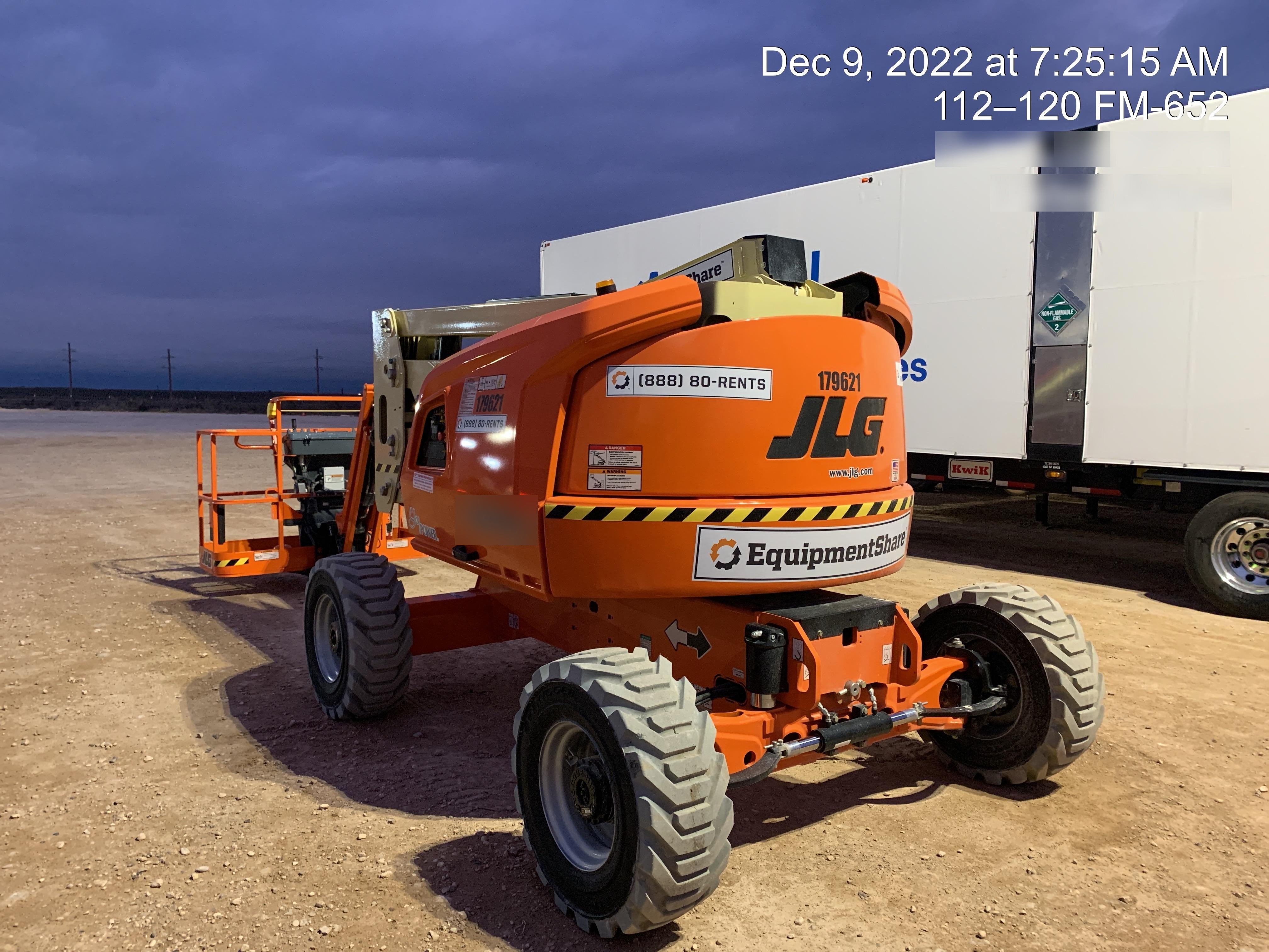 2021 JLG 450AJ