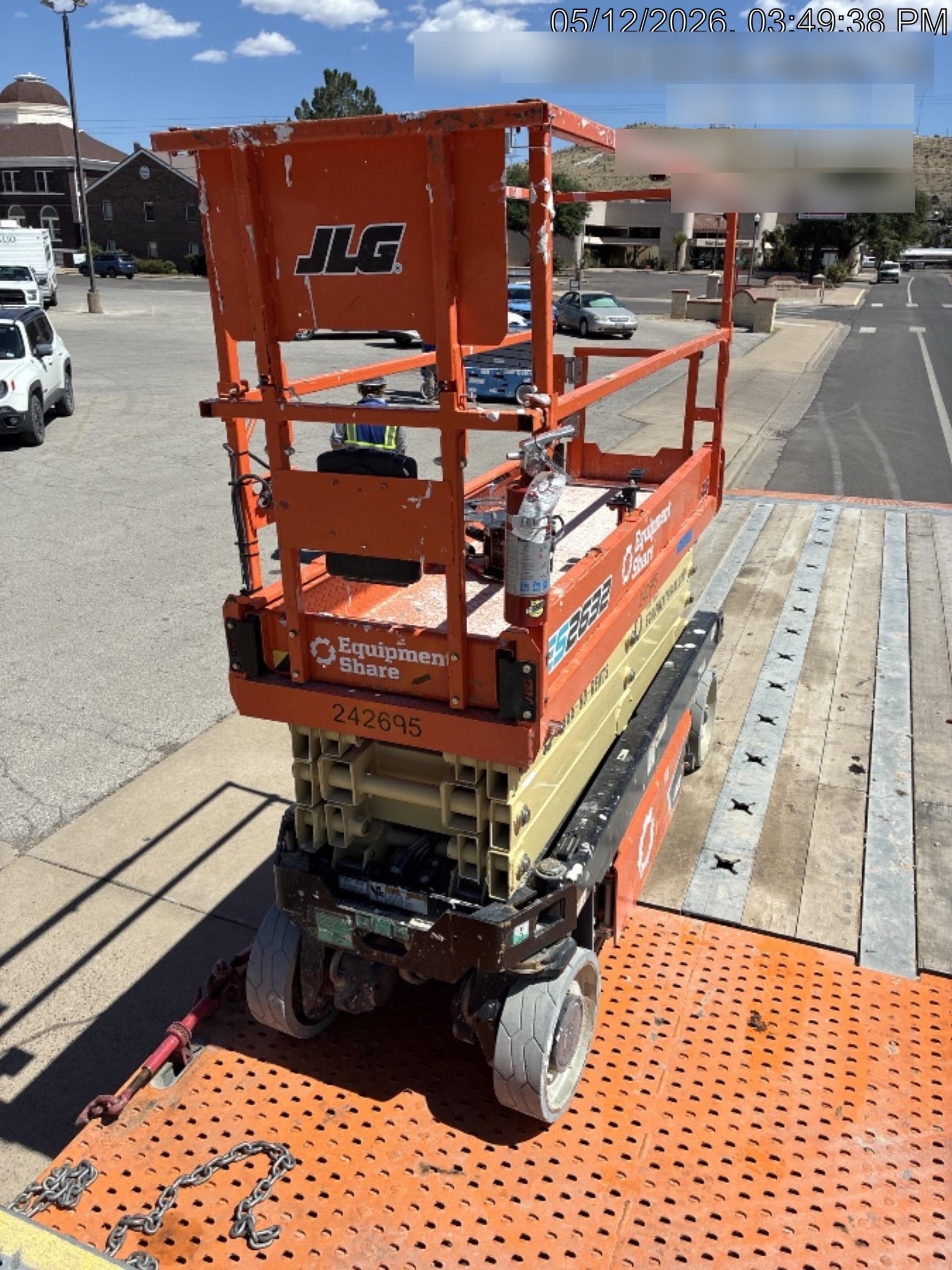 2022 JLG ES2632