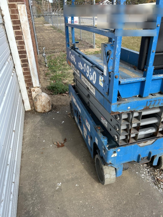 2018 Genie GS-1930 Genie GS-1930 w/Fixed Rail, Chain Entry