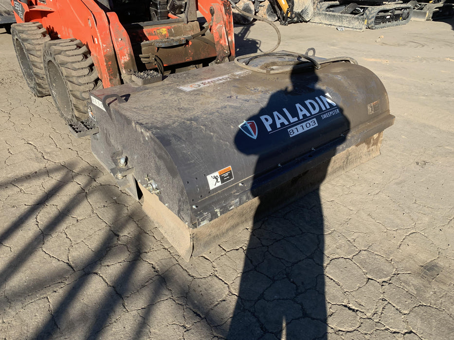 2020 PALADIN Sweepster SB72