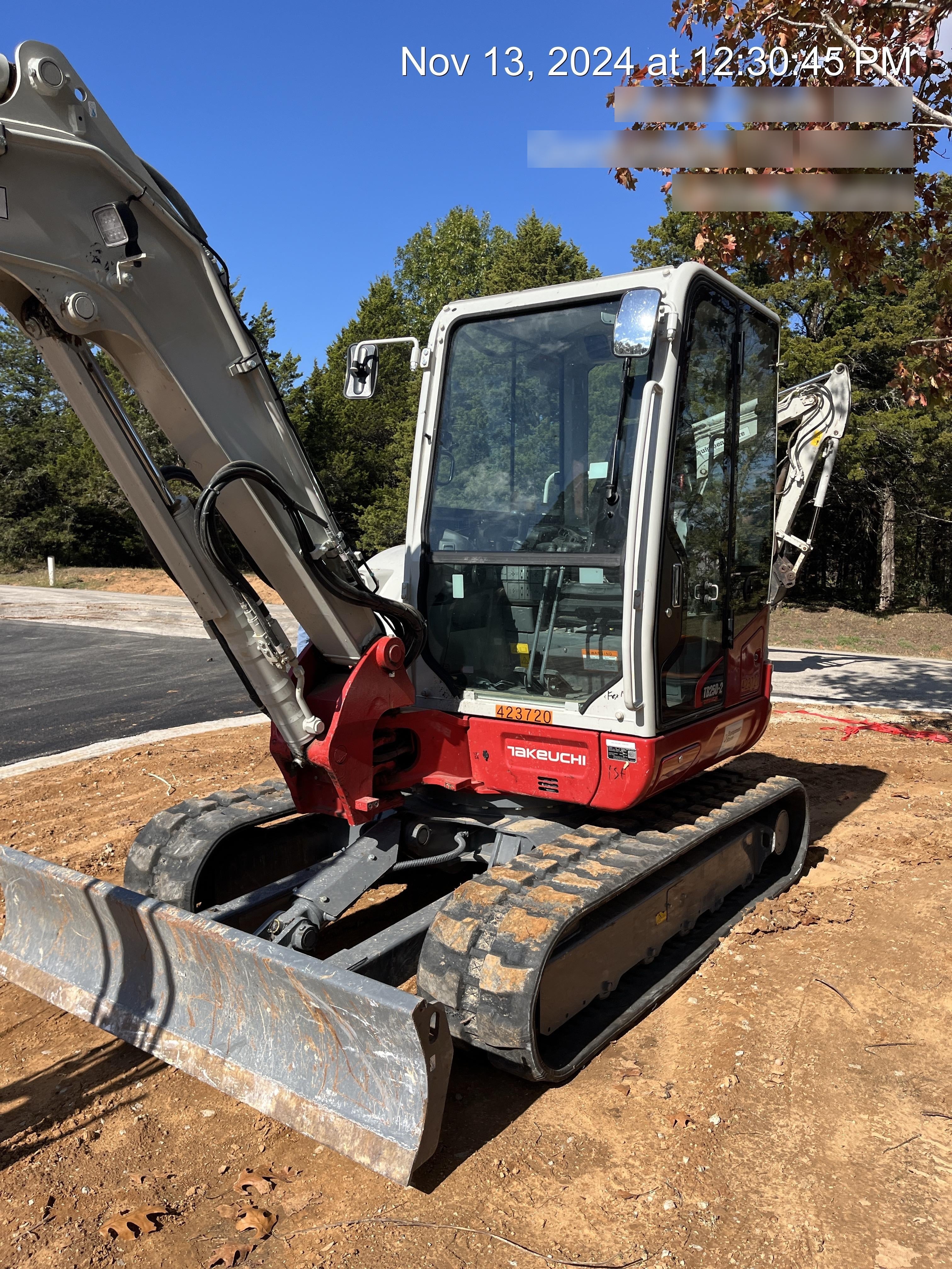2024 TAKEUCHI TB250-2CR
