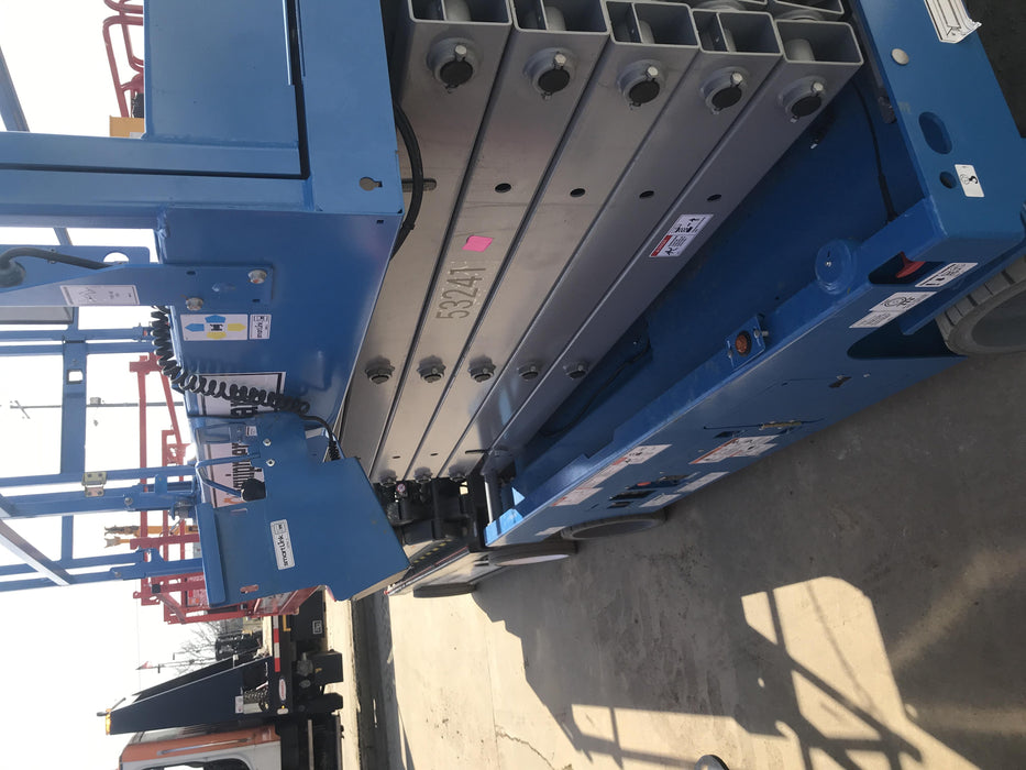 2019 Genie GS-4047 Folding rails with half height swing gate