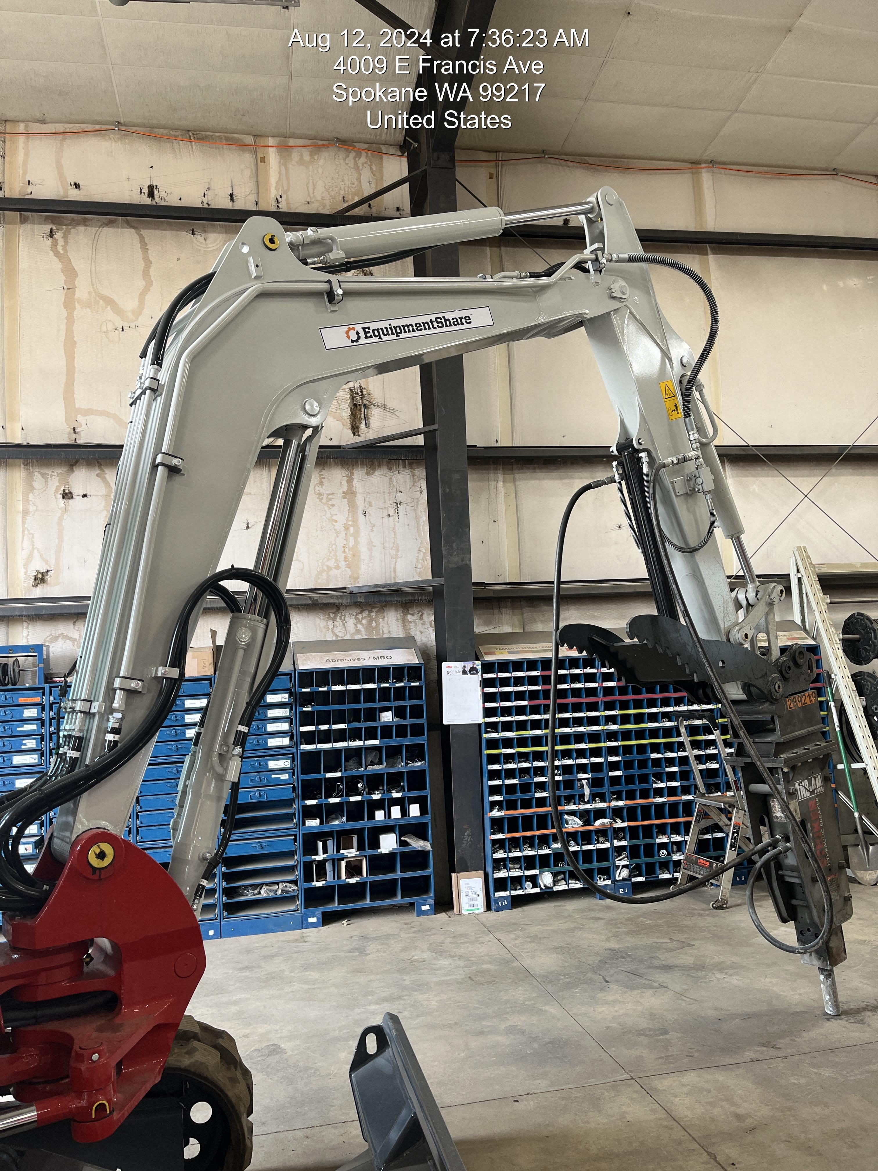 2024 TAKEUCHI TB250-2CR