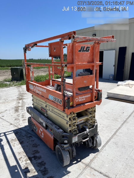2022 JLG ES1932
