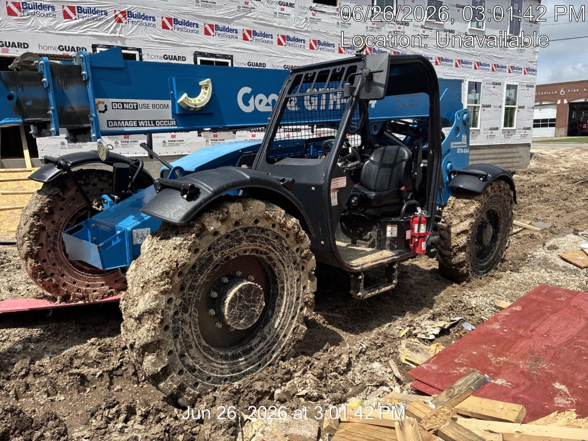 2018 Genie GTH-844 Genie GTH-844 w/ROPS, Work Lights, Solid Tires, RH Cab Mesh, Beacon, 60" Carriage and Forks