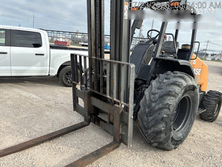 2023 CASE 588H