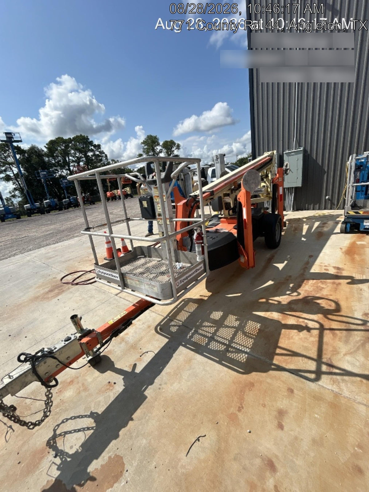 2022 JLG T350