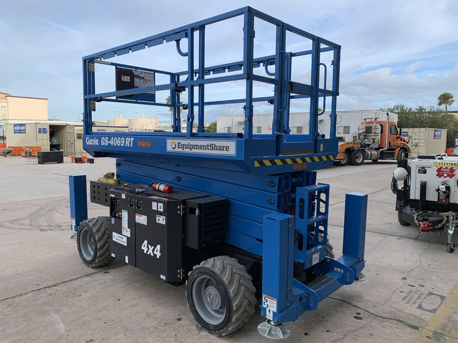2020 GENIE GS-4069 RT