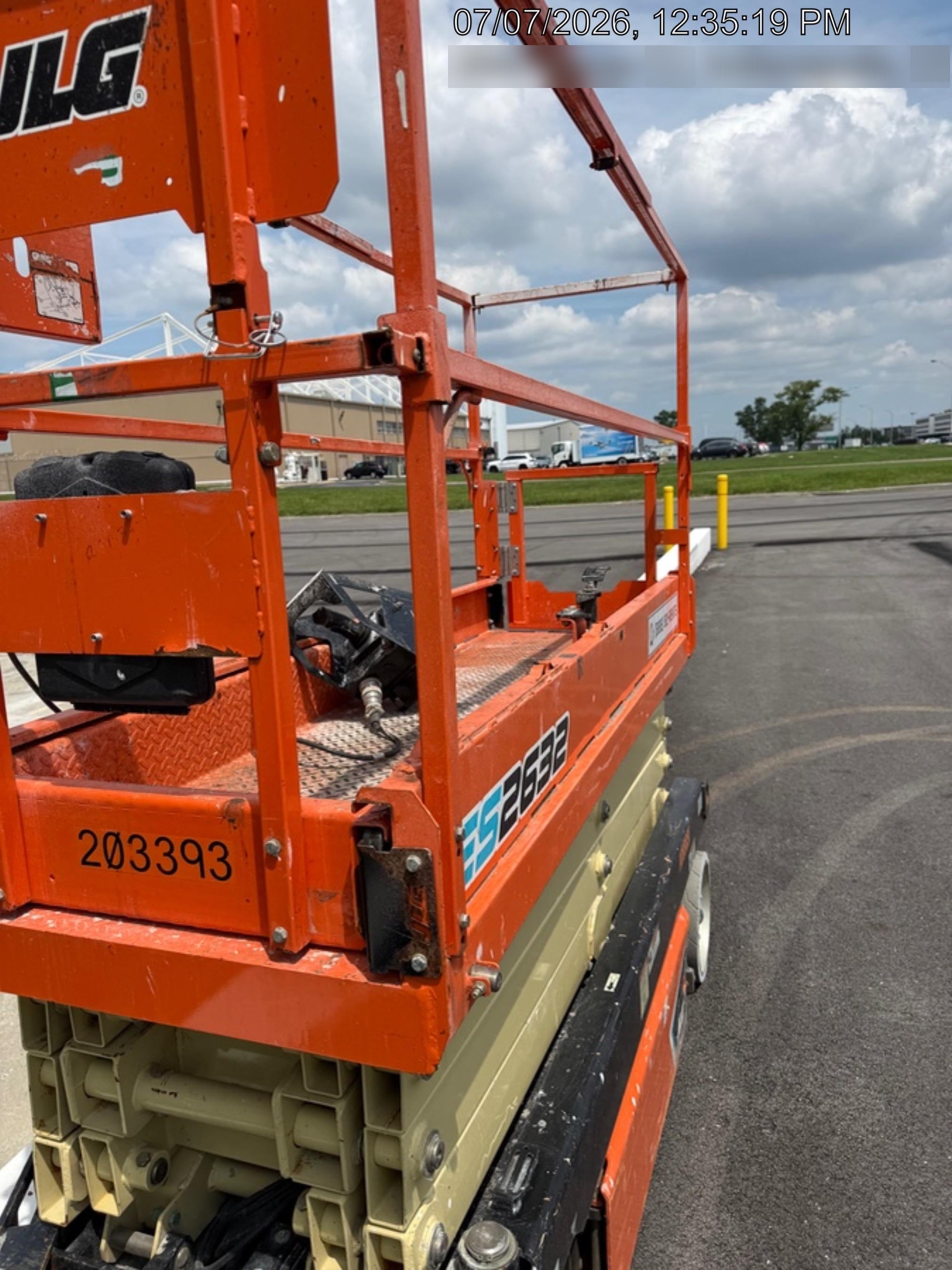 2022 JLG ES2632