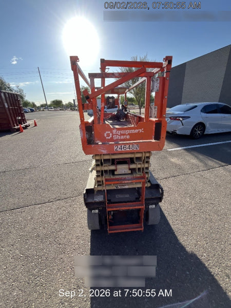 2022 JLG ES2632