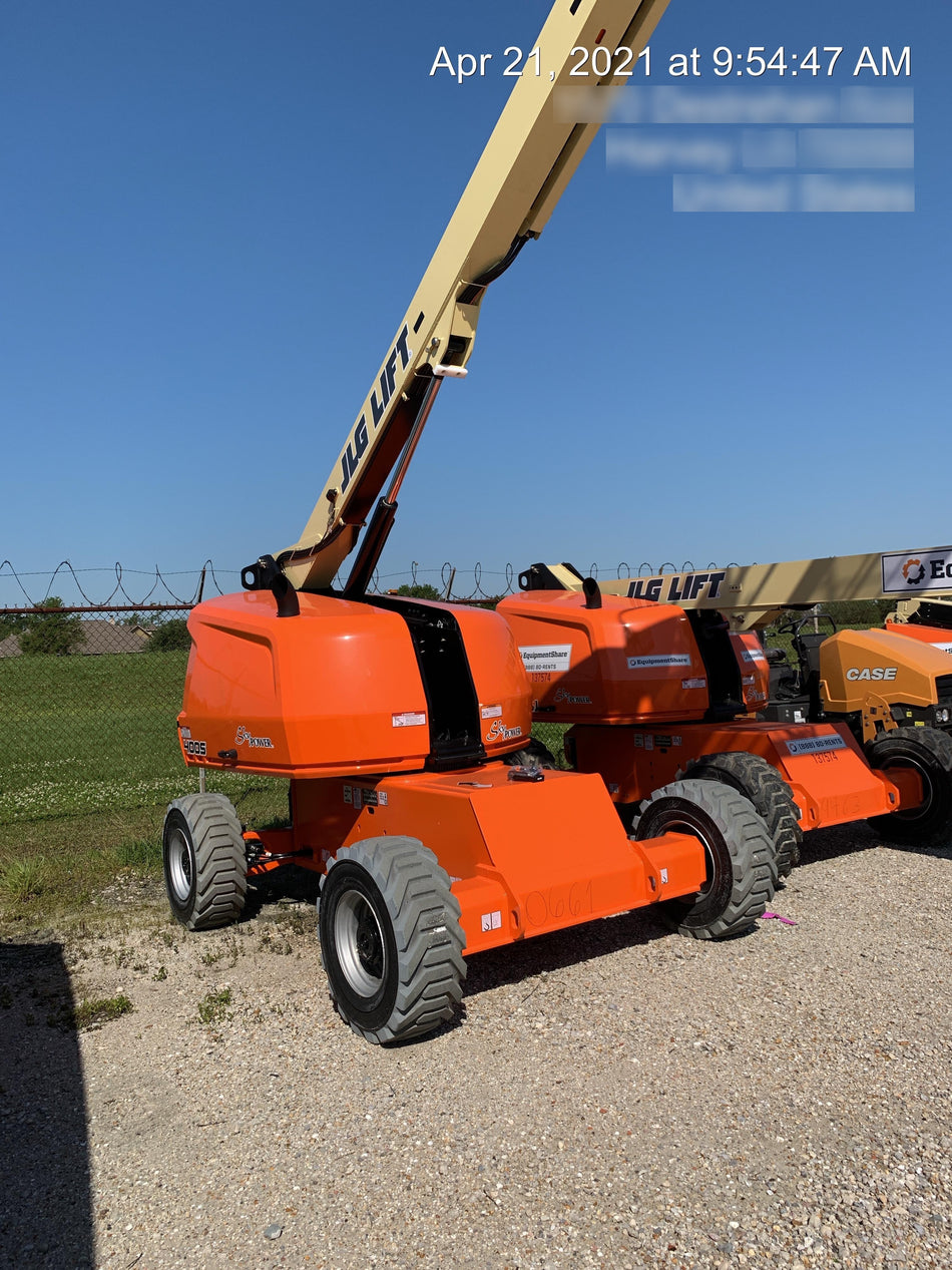 2021 JLG 400S