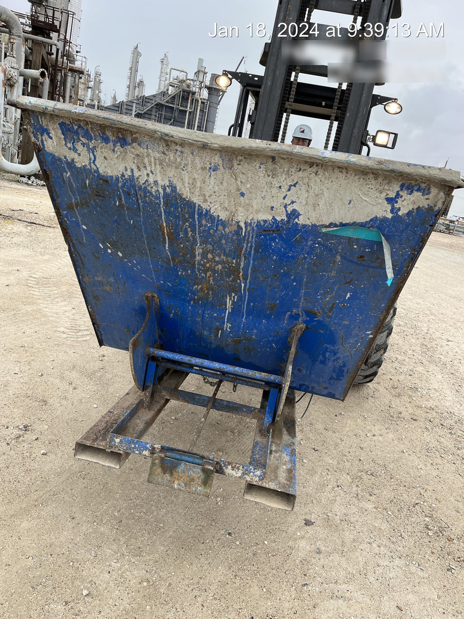 2019 UPRIGHT Forklift Hopper