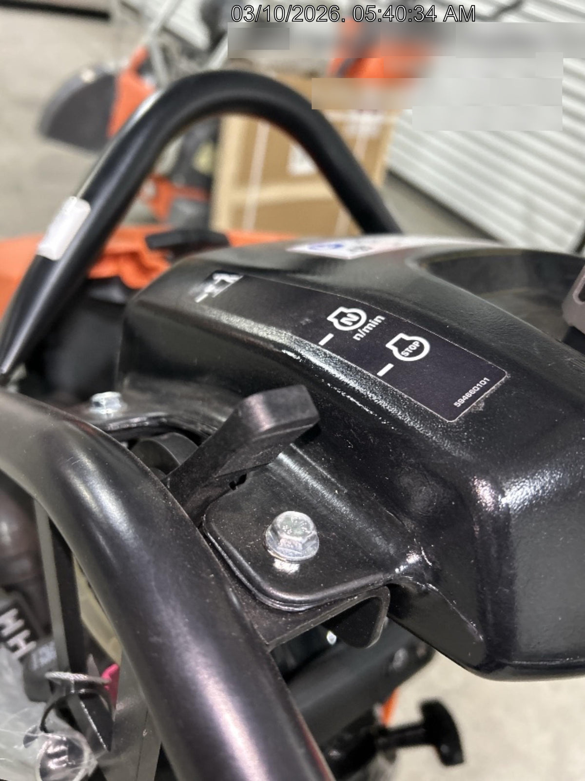 2025 HUSQVARNA LT6005