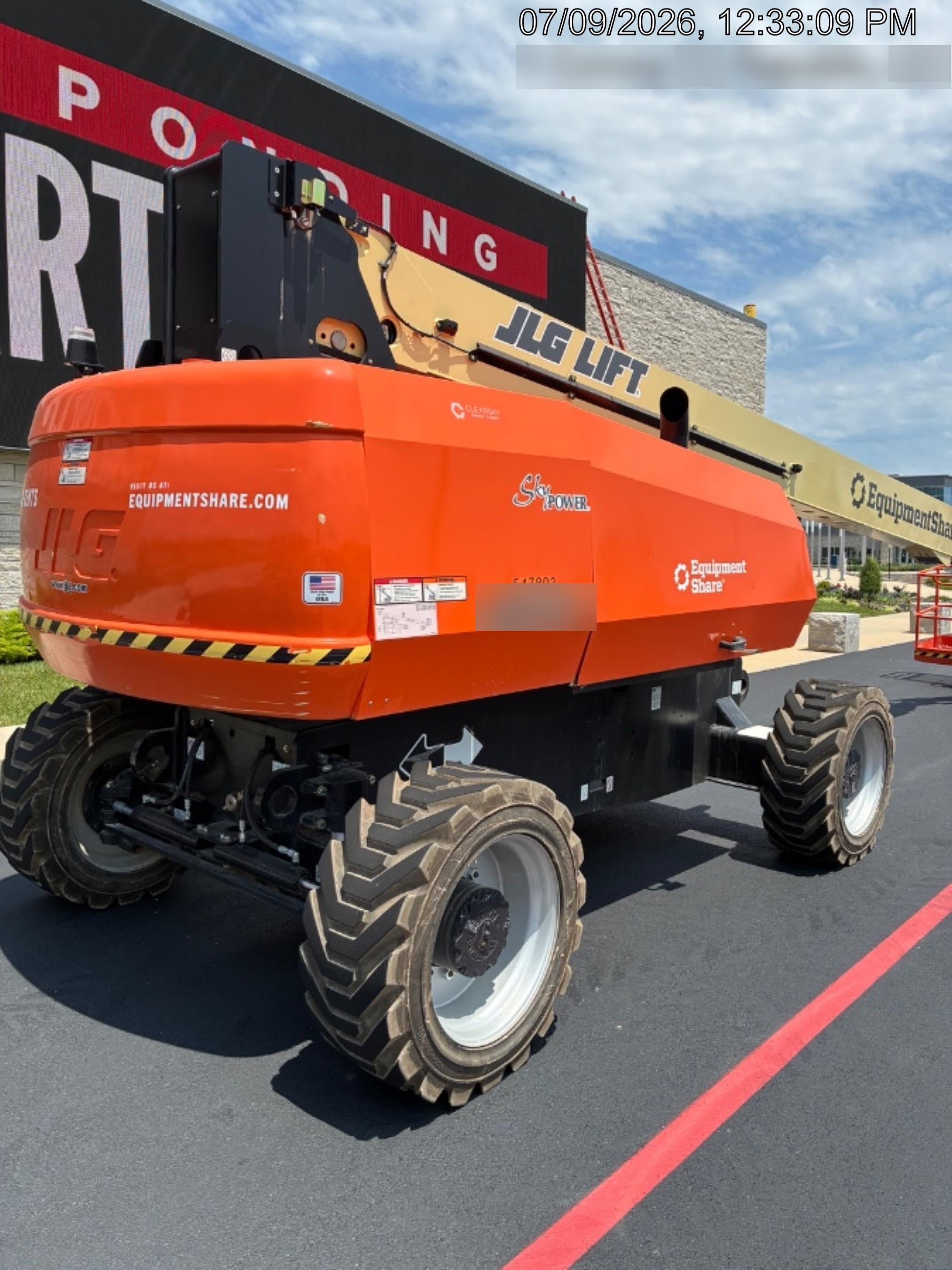 2025 JLG 860SJ