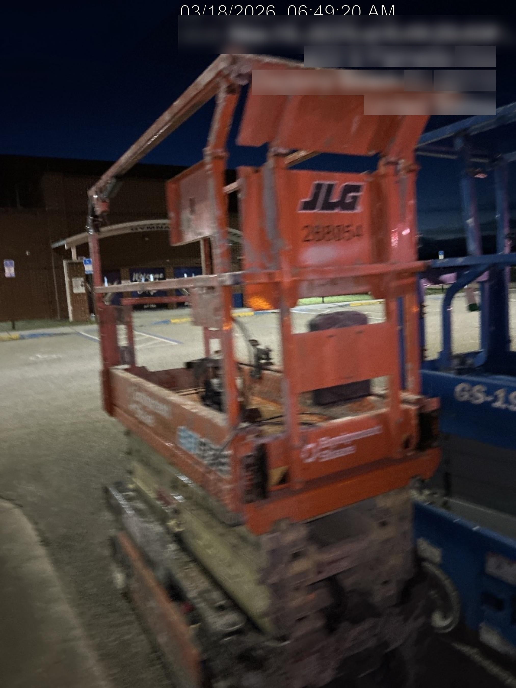 2022 JLG ES1932