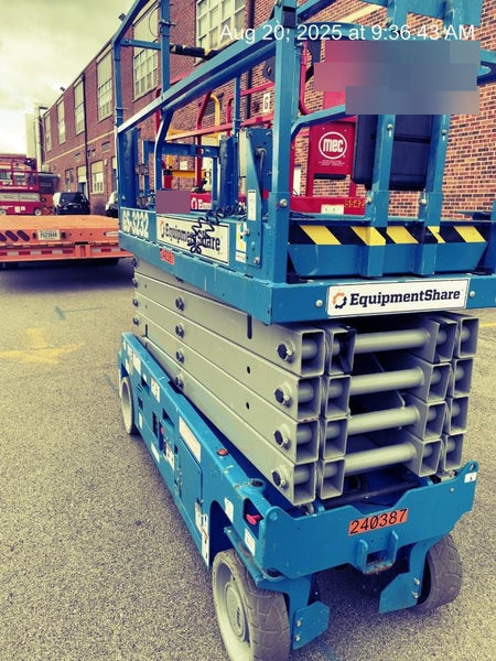 2022 GENIE GS-3232