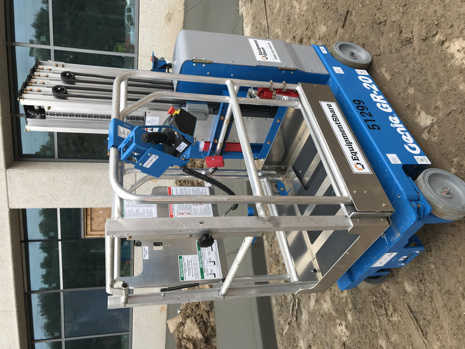 2019 GENIE GR-20