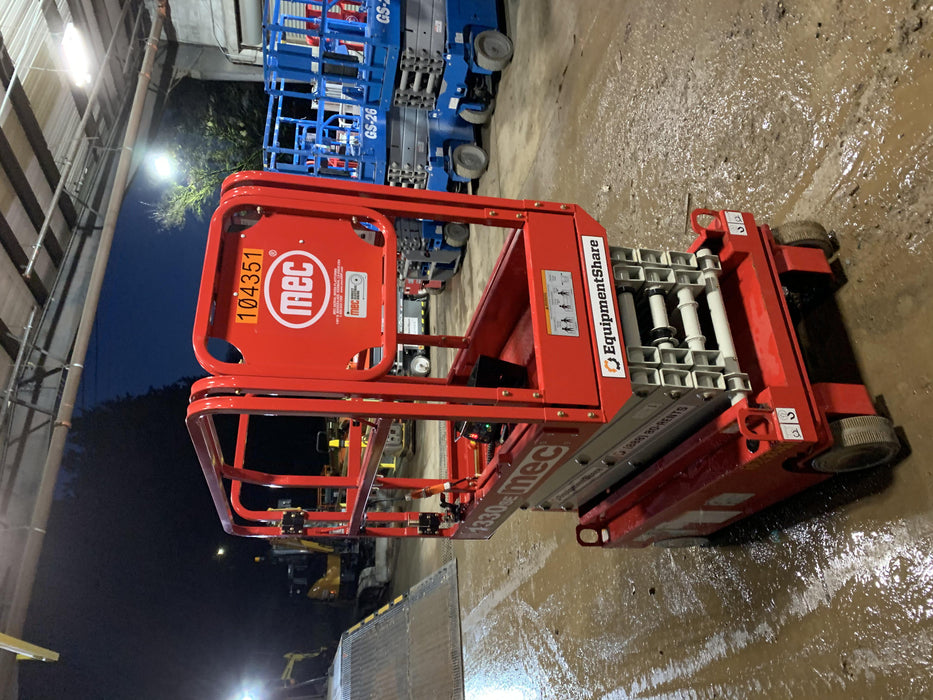 2020 MEC 1330SE Solid NM Tires, Steel Swing out Doors, LCS, Beacon, 900W Inverter