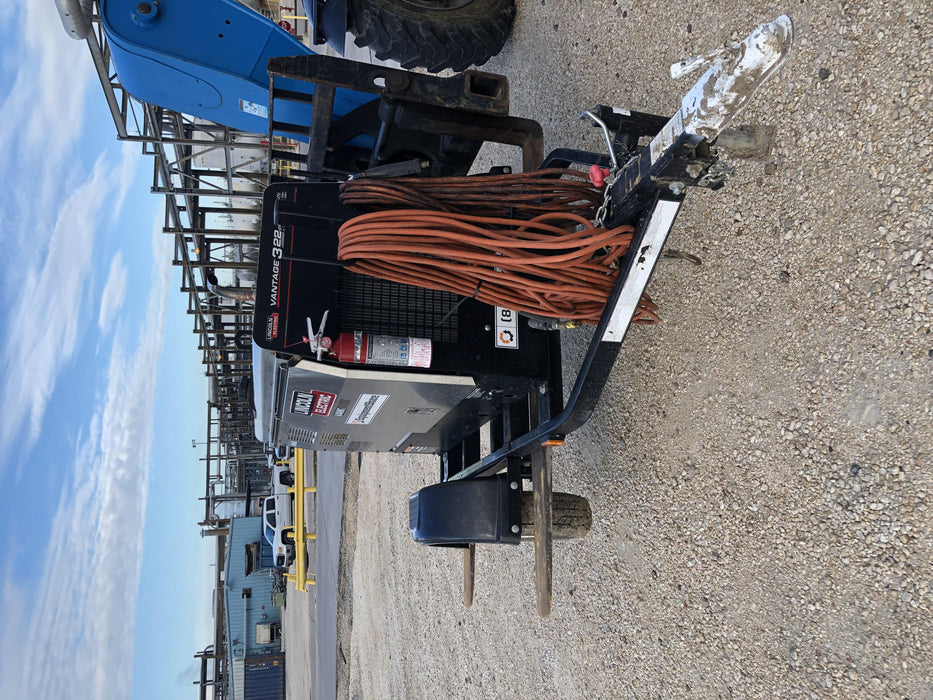 2019 Lincoln Electric Vantage 322 Welder Ready-Pak 3, Two wheel trailer, Fender and Light kit, Cable Rack
