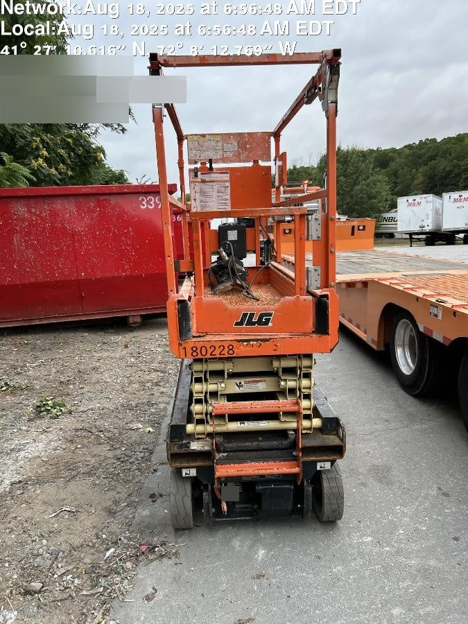 2021 JLG ES1932