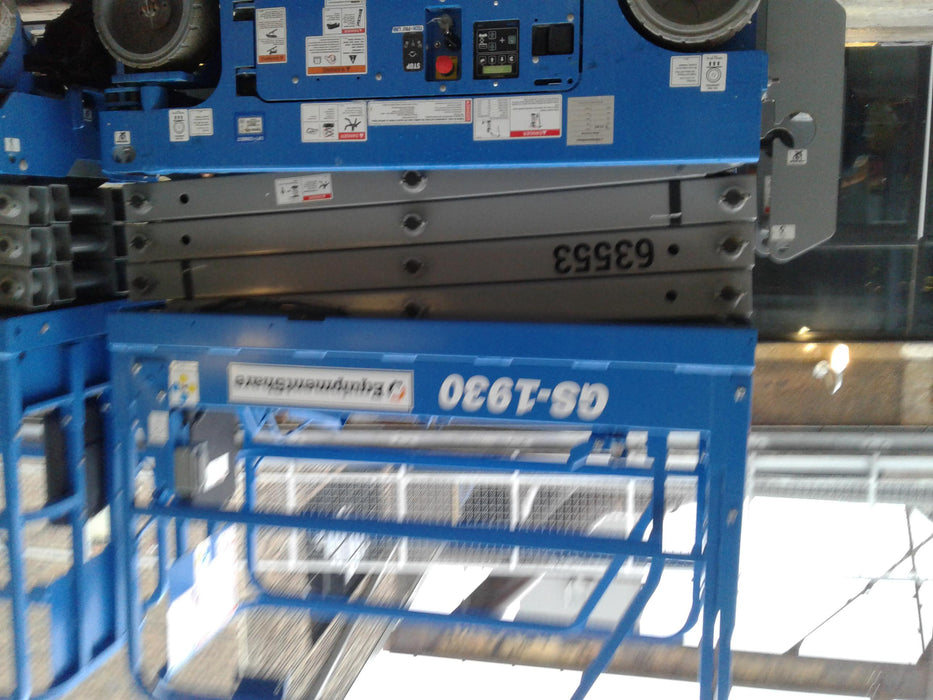 2020 Genie GS-1930 Solid Non Marking Tires, Beacon, Folding rails with half height swing gate