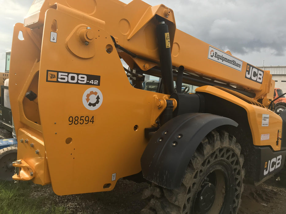 2020 JCB 509-42 Canopy, Solid Tires, Work Lights, Beacon, Aux Hydraulics, Back up Alarm, Lifting Eye, ES Decals