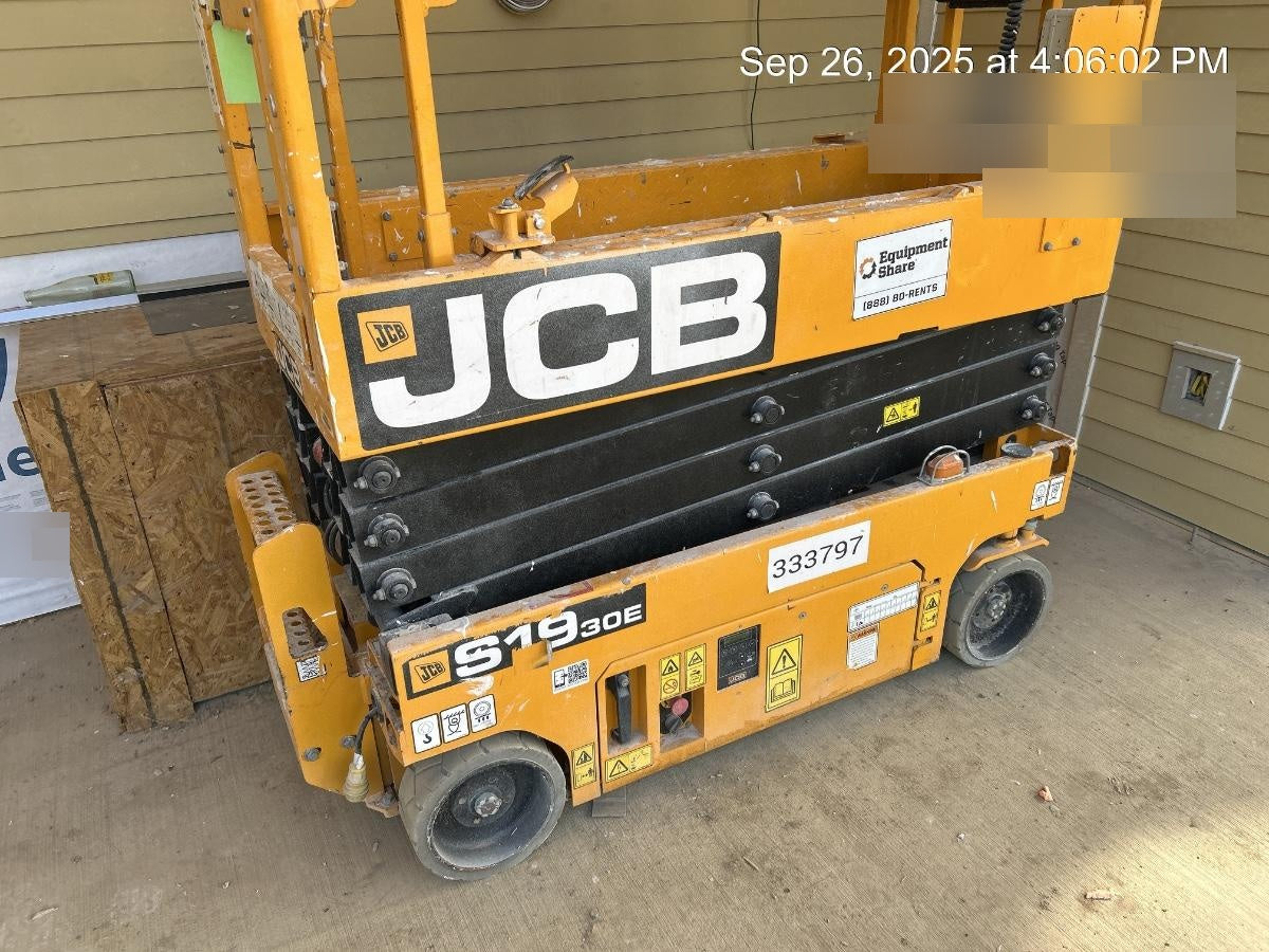 2023 JCB S1930E