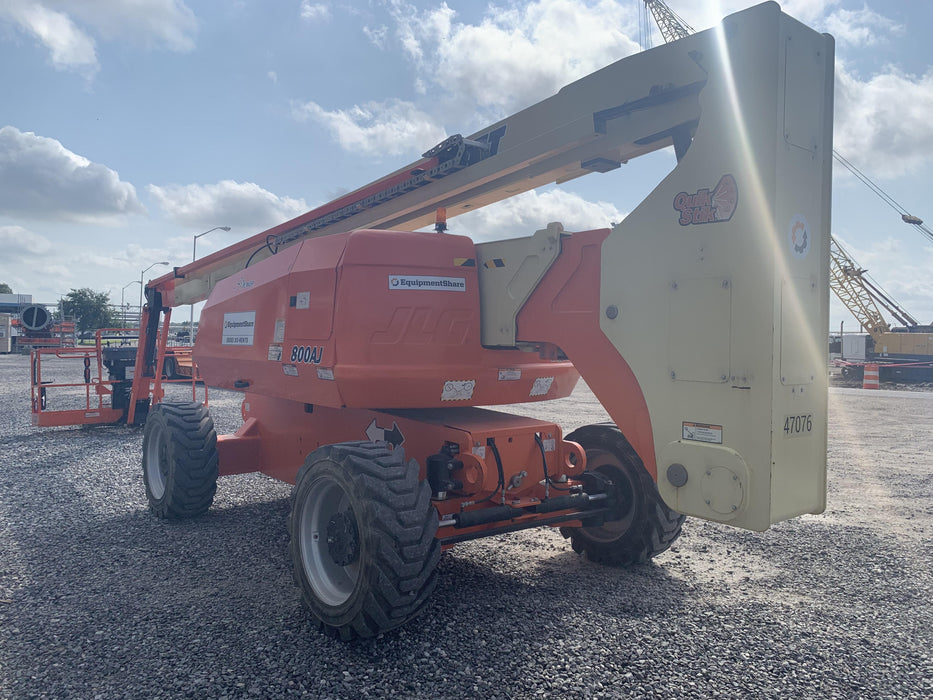 2019 JLG 800AJ