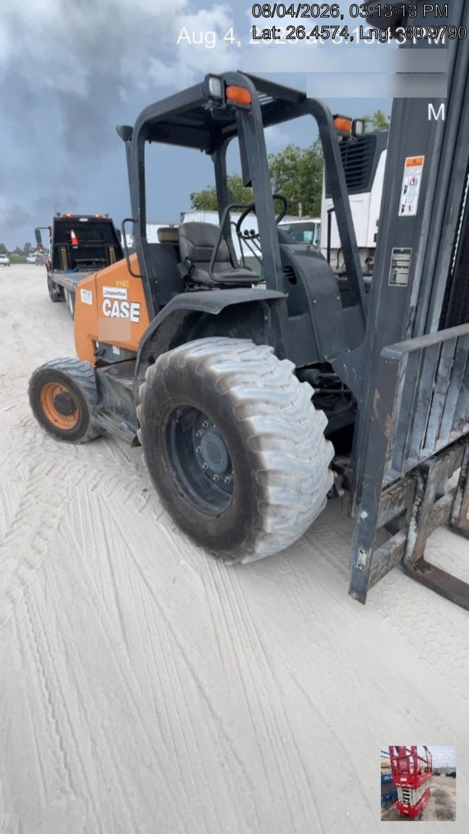 2023 CASE 588H