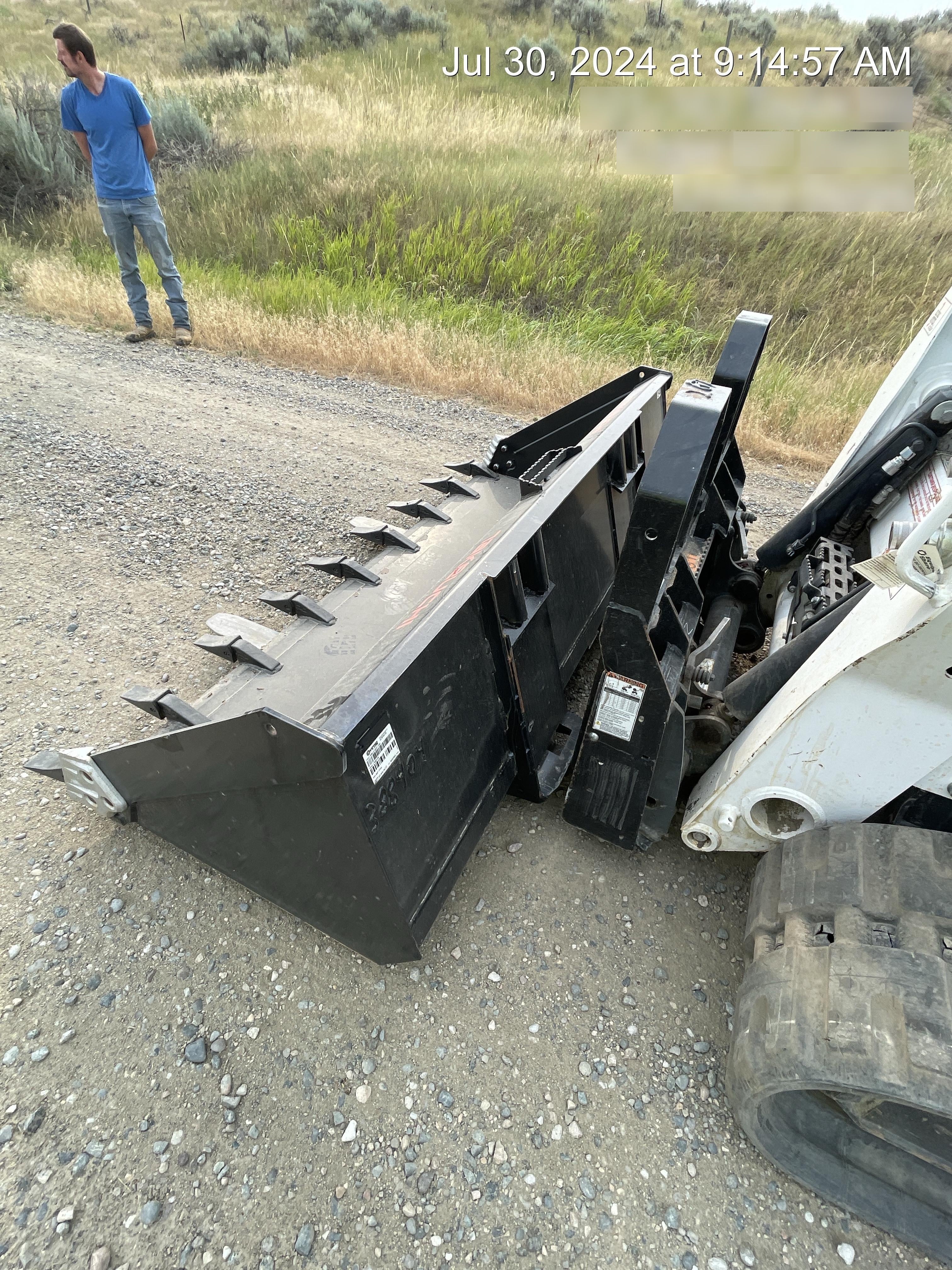 2022 TAKEUCHI 84" Tooth Bucket Takeuchi