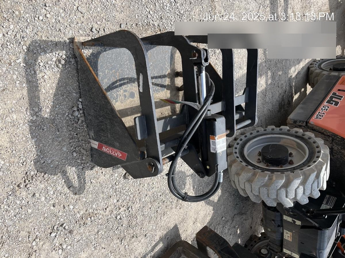 2023 ARROW MATERIAL HANDLING Grapple Bucket - Arrow