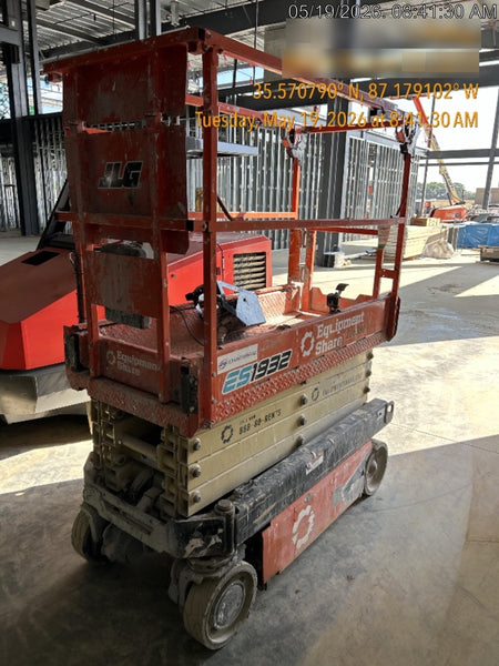 2022 JLG ES1932