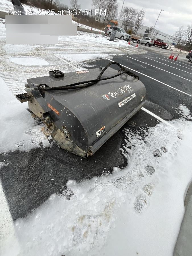 2021 PALADIN Sweepster SB72