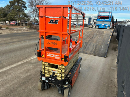 2022 JLG ES1932