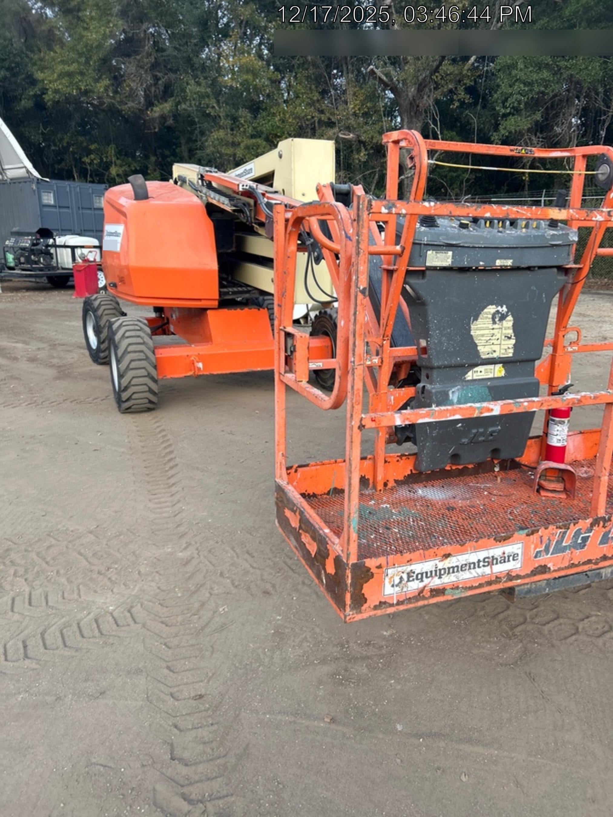 2019 JLG 450AJ