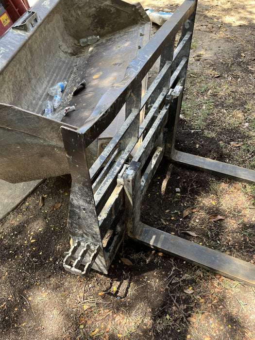 2023 ARROW MATERIAL HANDLING 48" Pallet Forks - Arrow