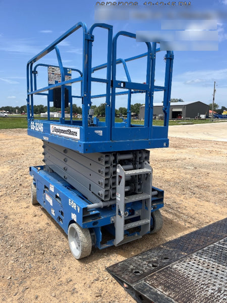 2022 GENIE GS-3246