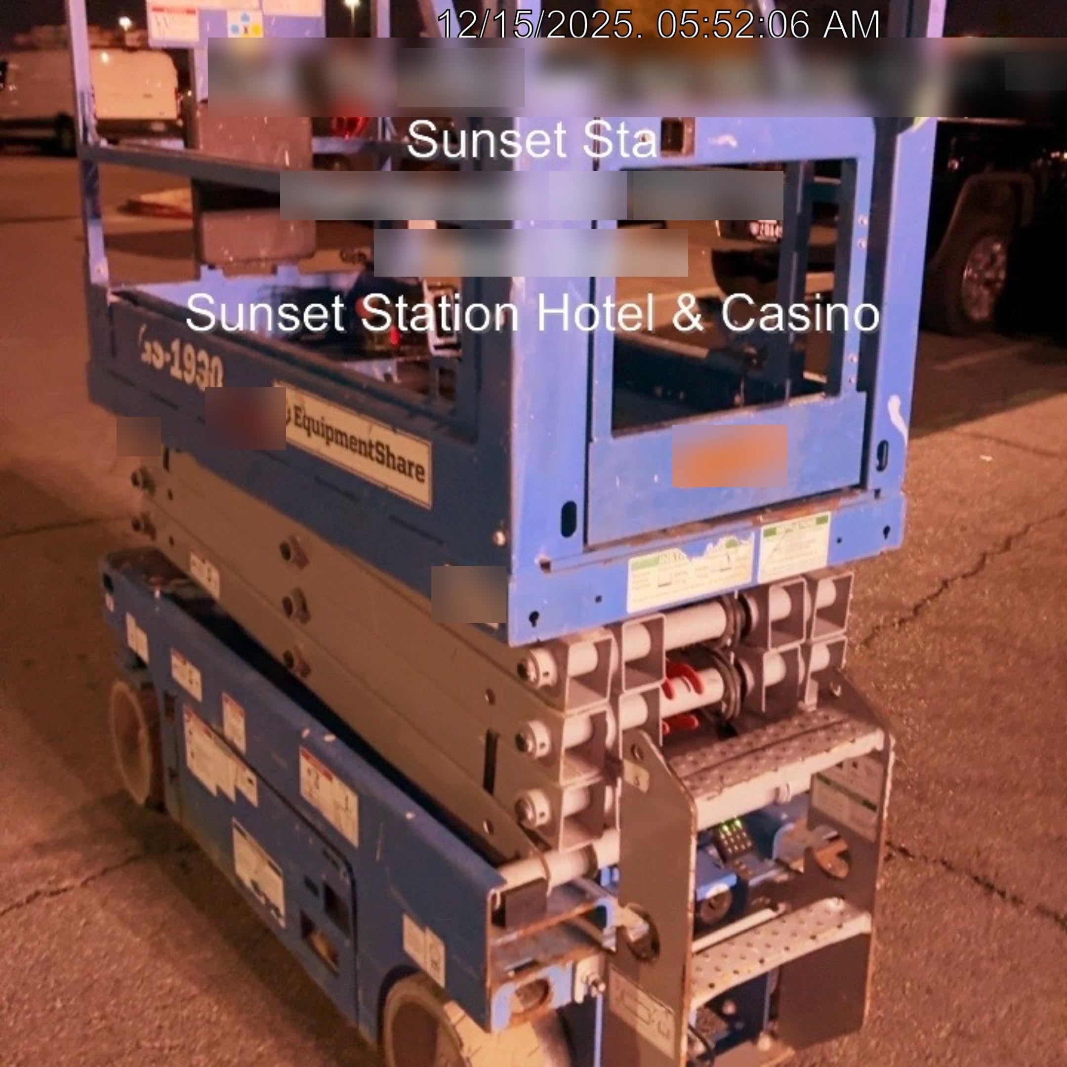 2019 Genie GS-1930 Half Height Swing Gate, 800W Inverter