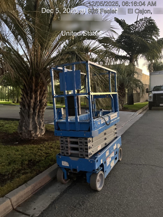 2020 Genie GS-1930 Solid Non Marking Tires, Beacon, Folding rails with half height swing gate, 800W Inverter