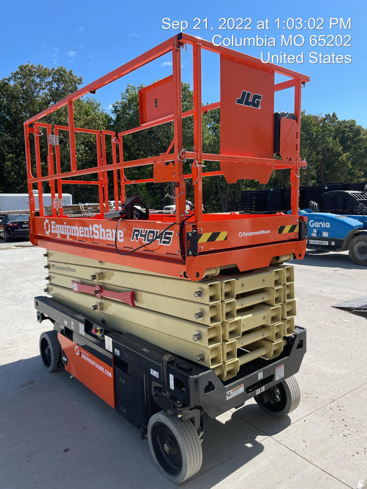 2022 JLG R4045